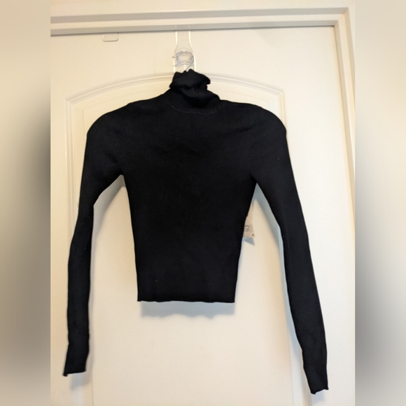 Zara long sleeve backless turtleneck - Picture 3 of 4